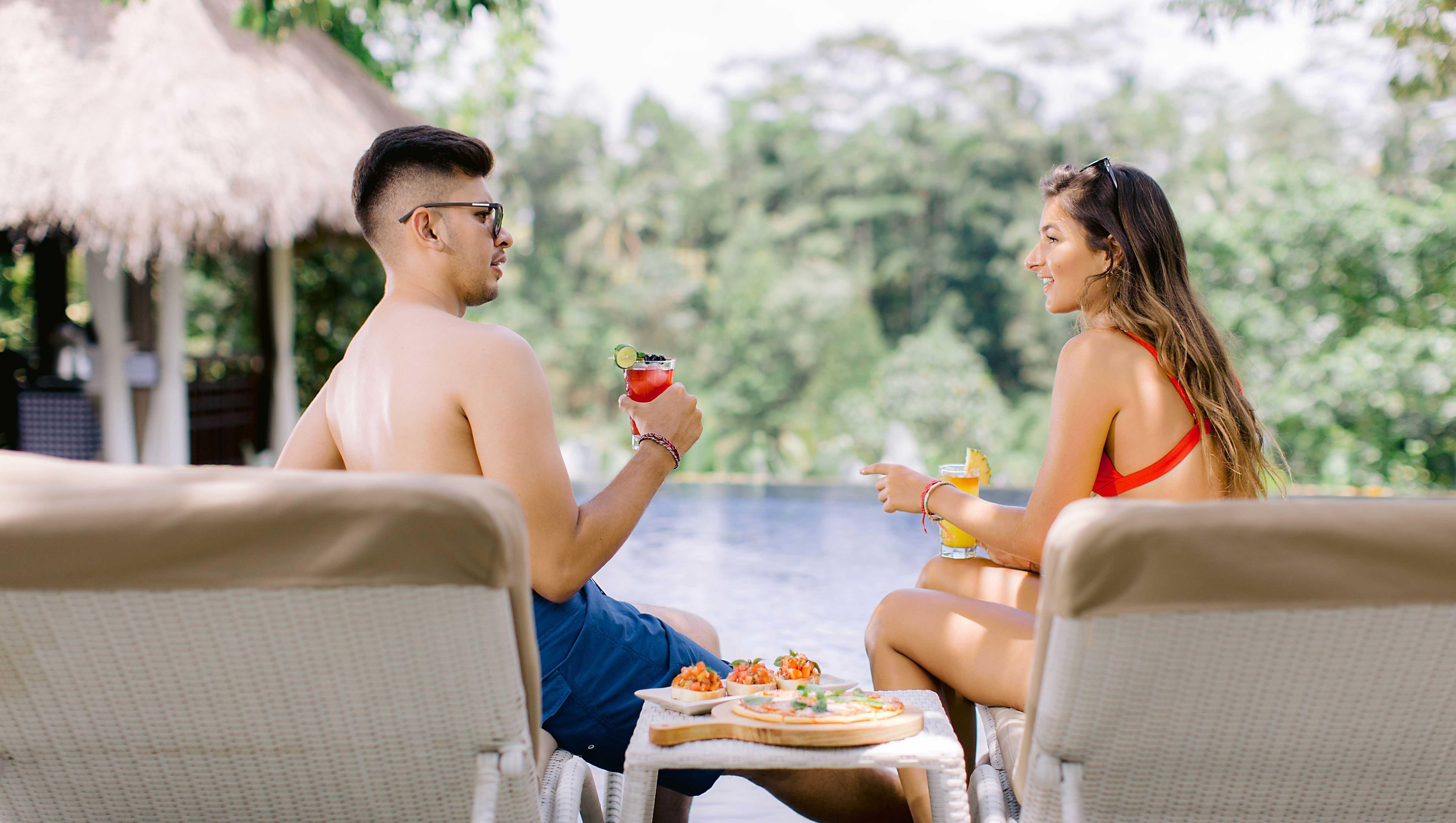 Tejaprana Resort y Spa Ubud Exterior foto A couple at a resort in Bali, Indonesia